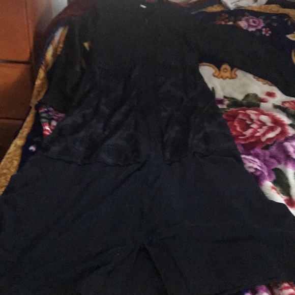 6 abayas good condition - Picture 2 of 7